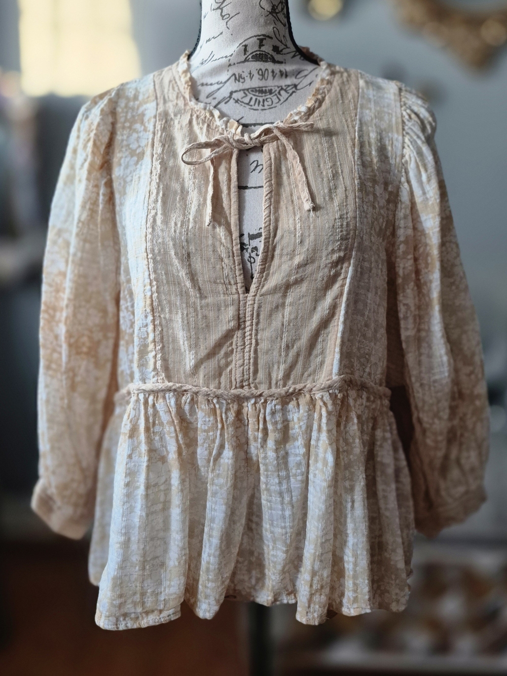 American Eagle Outfitters Boho Cream Textured Peasant Tunic XS